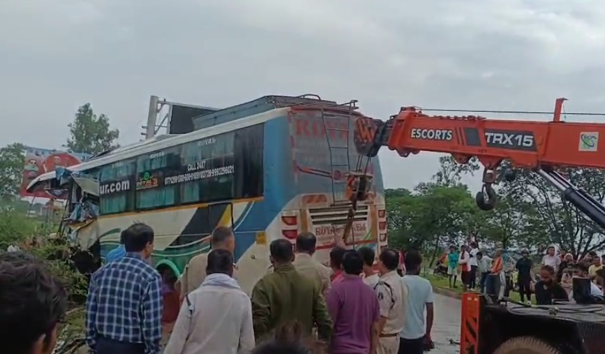 Raipur Road Accident