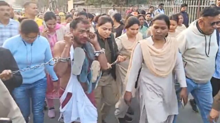 Raigarh Police Action Viral