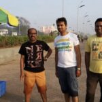 टेंडर घोटला की चर्चा के साथ ही ठेकेदार और अधिकारी की अलग-अलग ट्रिप की फोटो वायरल हो रही हैं, फोटो में श्री कृष्णा इंफ्रा डेवलपर के संचालक पीयूष सोमानी और pwd के अधिकारी सुरेश भुपल दोनों मौजूद हैं। उक्त फोटो सूरेश भुपल ने अपने फेसबुक पेज पर शेयर की हुई है